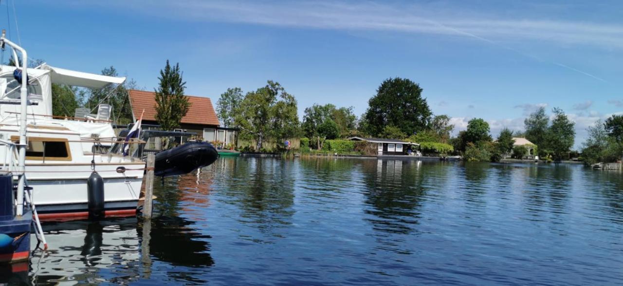 C'Est La Vie Houseboat Hotel Nederhorst den Berg Exterior foto